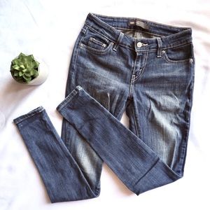 LAST CHANCE! - Levi’s | 535 Legging Super Skinny Jean 26